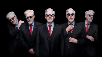 Zasłona do serialu "Shaun Micallef