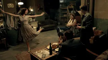 Zasłona к сериалу "Nasze matki, nasi ojcowie" #1442633