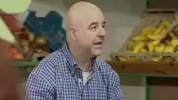 Zasłona do serialu "Κάτω από την Ακρόπολη" #1665522