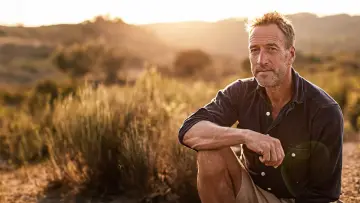 Zasłona к сериалу "Ben Fogle: New Lives in the Wild" #1492305