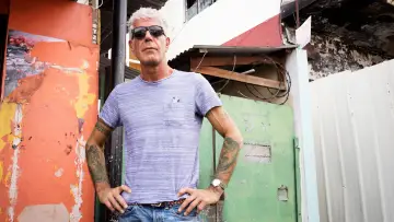 Zasłona к сериалу "Anthony Bourdain: Parts Unknown" #1425311