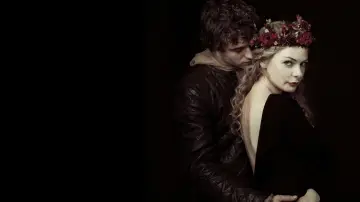 Zasłona к сериалу "Biała Królowa" #1425534