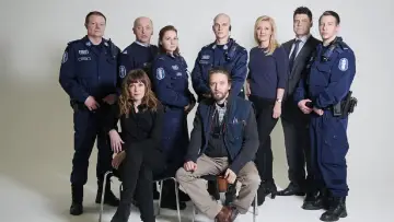 Zasłona do serialu "Roba" #1562927