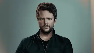 Zasłona к сериалу "Sessão de Terapia" #1511833