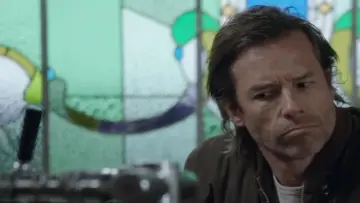 Zasłona do serialu "Jack Irish" #1662309
