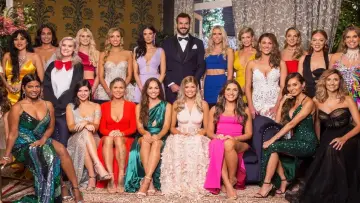 Zasłona к сериалу "The Bachelor" #1391324