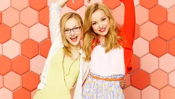 Zasłona к сериалу "Liv i Maddie" #1380045