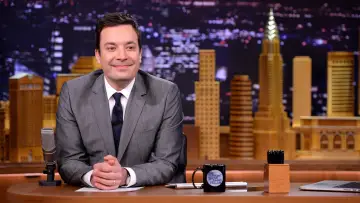Zasłona do serialu "The Tonight Show Starring Jimmy Fallon" #1535668