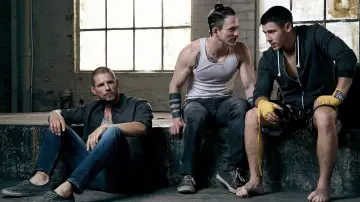 Zasłona к сериалу "Kingdom" #1420150