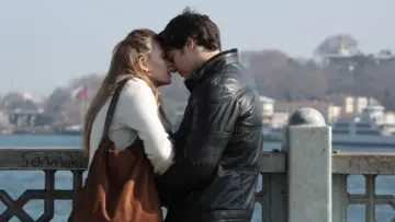 Zasłona do serialu "Medcezir" #1382349