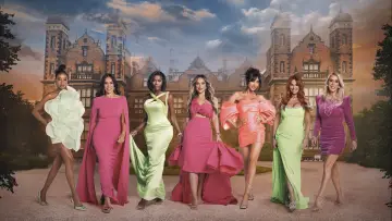 Zasłona к сериалу "The Real Housewives of Cheshire" #1485621