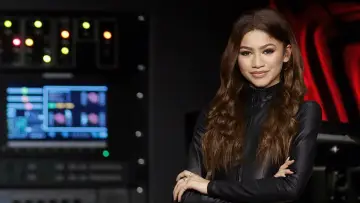 Zasłona к сериалу "K.C. Undercover" #1356084