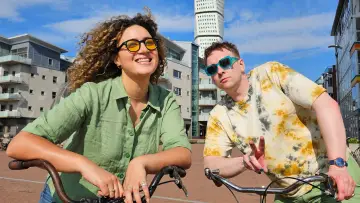Zasłona к сериалу "Travel Man: 48 Hours in..." #1491346