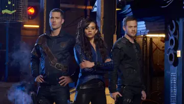 Zasłona к сериалу "Killjoys" #1385725