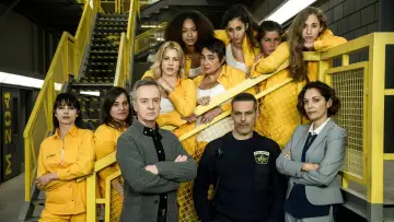 Zasłona к сериалу "Uwięzione" #1369800