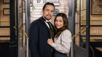 Zasłona к сериалу "Akacjowa 38" #1339861