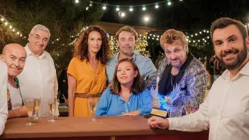 Zasłona к сериалу "Camping Paradis" #1222712