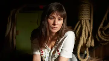 Zasłona к сериалу "Koniec dzieciństwa" #1467763