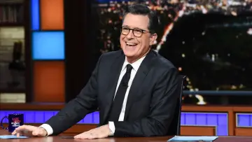 Zasłona к сериалу "The Late Show z Stephenem Colbertem" #1235927