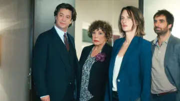 Zasłona к сериалу "Gdzie jest mój agent?" #1403420