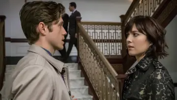 Zasłona к сериалу "BrainDead" #1465436