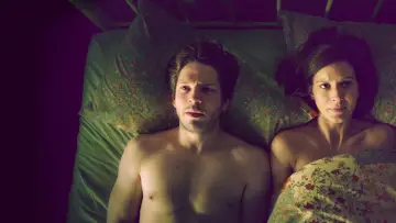 Zasłona do serialu "Crashing" #1466345
