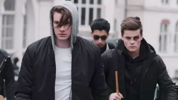 Zasłona к сериалу "SKAM" #1439859