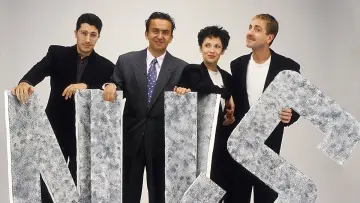 Zasłona do serialu "Les Nuls, l