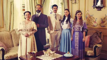 Zasłona к сериалу "Çalıkuşu" #1416196
