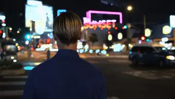 Zasłona do serialu "Tyler Henry - medium z Hollywood" #1662919