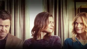 Zasłona к сериалу "You Me Her" #1468386