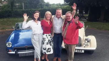 Zasłona к сериалу "Celebrity Antiques Road Trip" #1367644