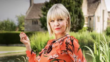 Zasłona к сериалу "Agatha Raisin" #1448122
