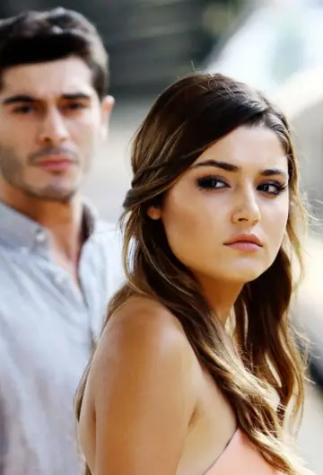 Plakat к сериалу "Aşk Laftan Anlamaz" #1410946