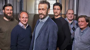 Zasłona к сериалу "Rocco Schiavone" #1481873