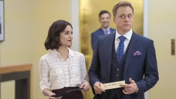 Zasłona do serialu "Bezsilni" #1747627