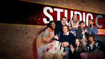 Zasłona do serialu "Studio C" #1542062