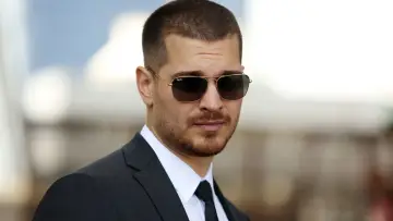 Zasłona к сериалу "İçerde" #1416671