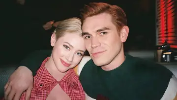 Zasłona к сериалу "Riverdale" #1276166
