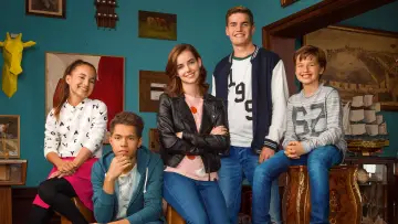 Zasłona do serialu "Zagadki Rodziny Hunterów" #1842870