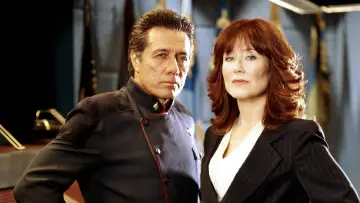 Zasłona к сериалу "Battlestar Galactica" #1383635