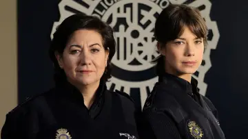 Zasłona к сериалу "Servir y proteger" #1368715