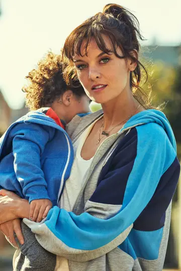 Plakat do serialu "SMILF" #1813427