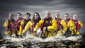 Zasłona do serialu "Saving Lives at Sea" #1228166