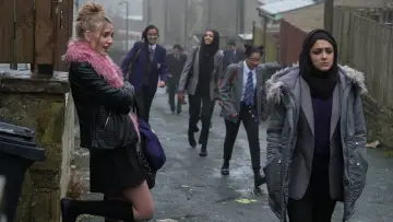 Zasłona do serialu "Ackley Bridge" #1850340