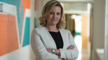 Zasłona do serialu "Ackley Bridge" #1850345