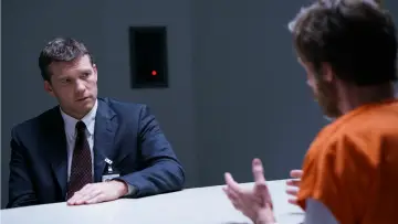 Zasłona к сериалу "Manhunt" #1391336