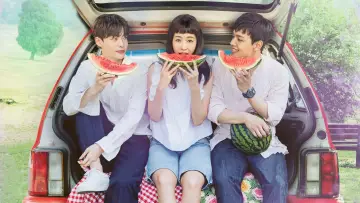 Zasłona do serialu "Reunited Worlds" #1665217