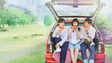 Zasłona do serialu "Reunited Worlds" #1665229