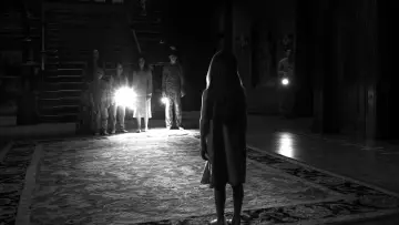 Zasłona к сериалу "Nawiedzony dom na wzgórzu" #1351598